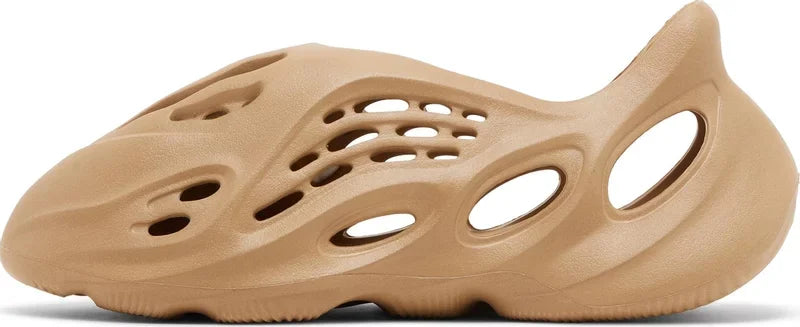 Yeezy Foam Runner - Clay Taupe - Hectic Kixs
