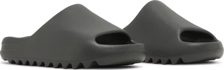Adidas Yeezy Slide - Dark Onyx - Hectic Kixs