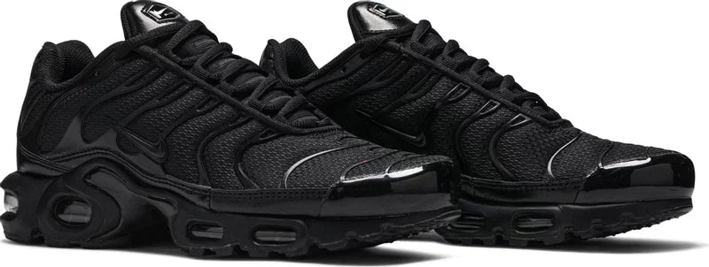 Nike Air Max Plus TN - Triple Black - Hectic Kixs