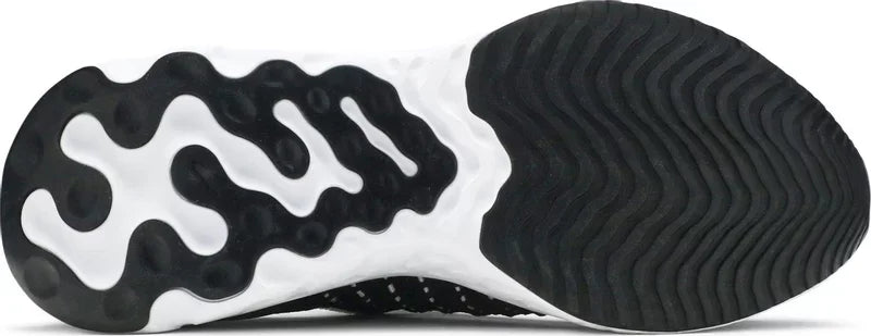 Nike React Phantom Run Flyknit 2 - Black/White - Hectic Kixs