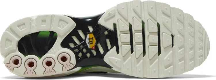 Nike Air Max Plus TN - White Green Strike (W) - Hectic Kixs