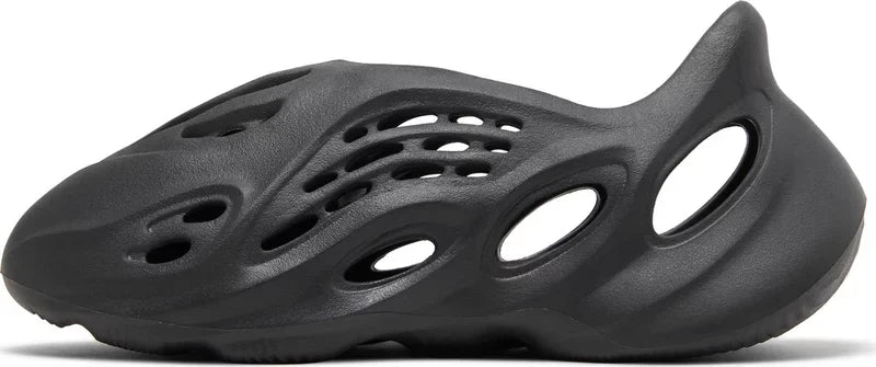Yeezy Foam Runner - Onyx - Hectic Kixs