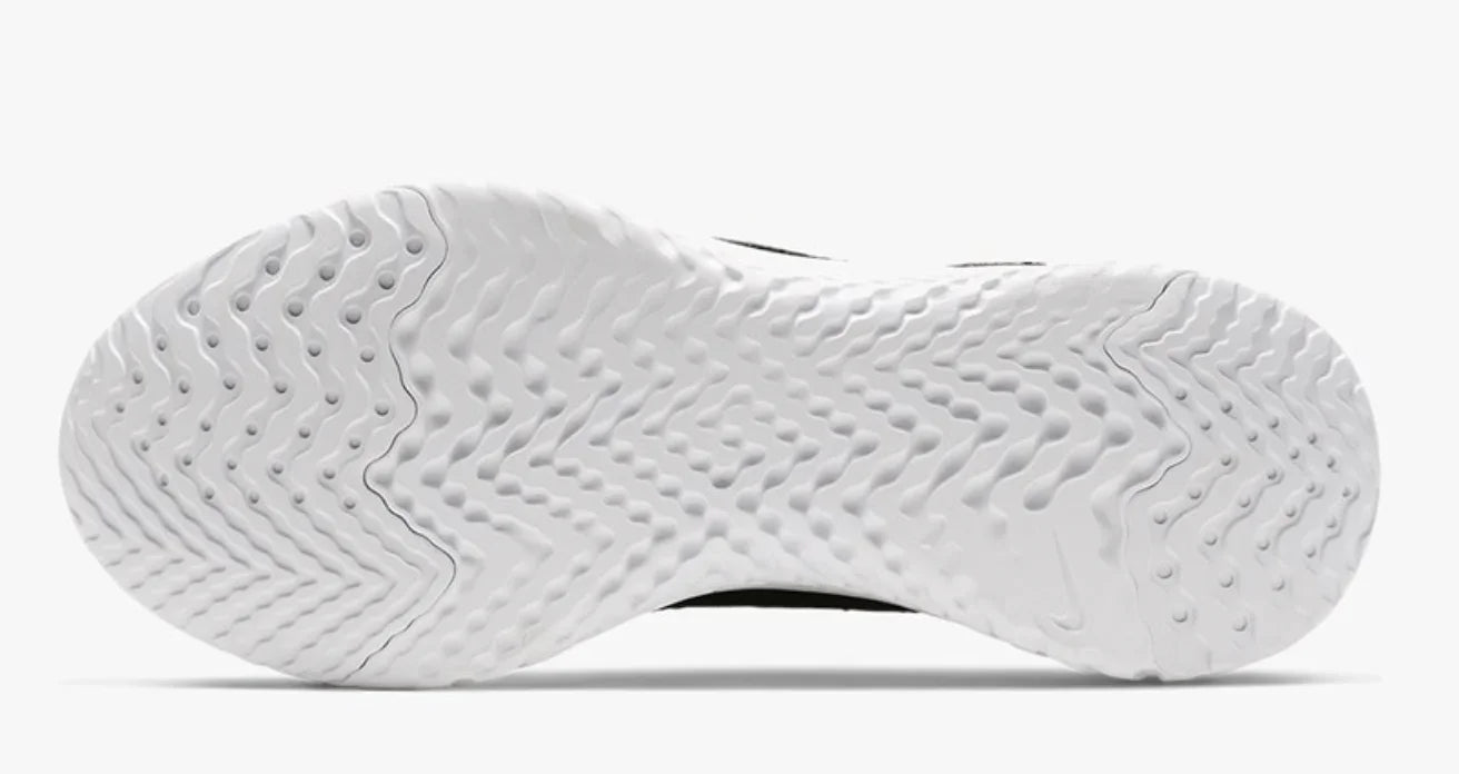 Nike Epic Phantom React Flyknit - Black/White (W) - Hectic Kixs