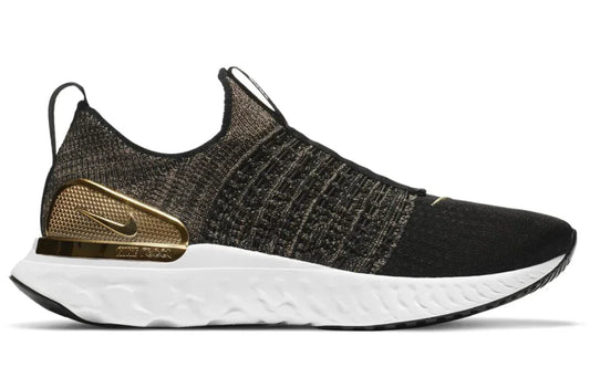 Nike React Phantom Run Flyknit 2 PRM - Black Metallic Gold (W) - Hectic Kixs