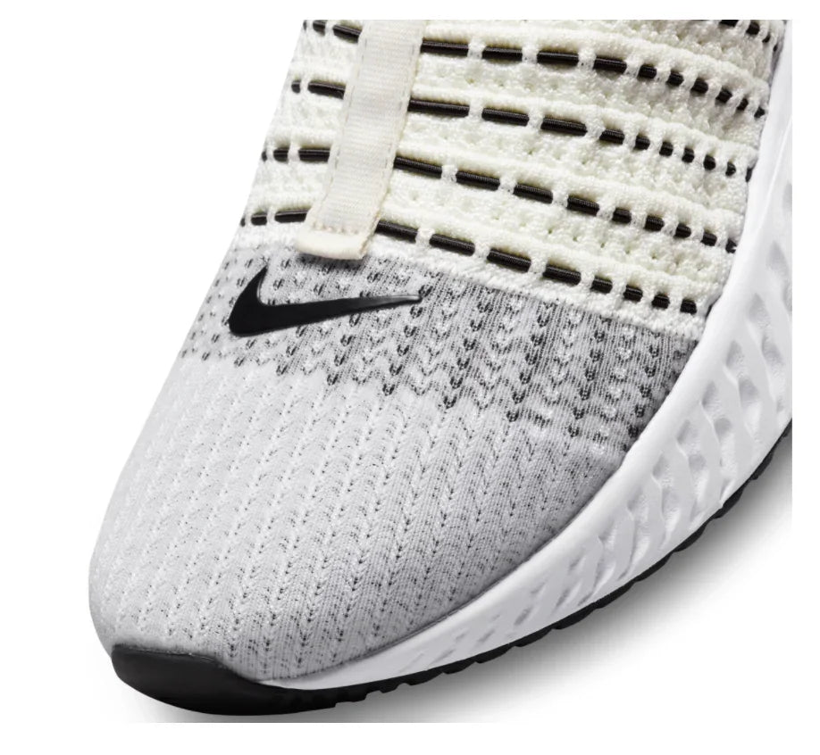 Nike React Phantom Run Flyknit 2 - Sail Bone - Hectic Kixs