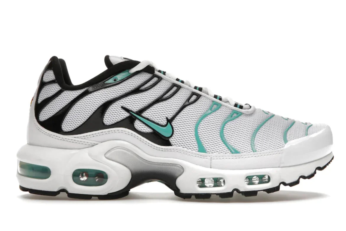 Hectickixs – Nike Air Max Plus TN Hyper Jade Tiffany sneakers featuring a fresh jade green and teal colorway, signature wavy overlays, and Tuned Air cushioning for enhanced comfort