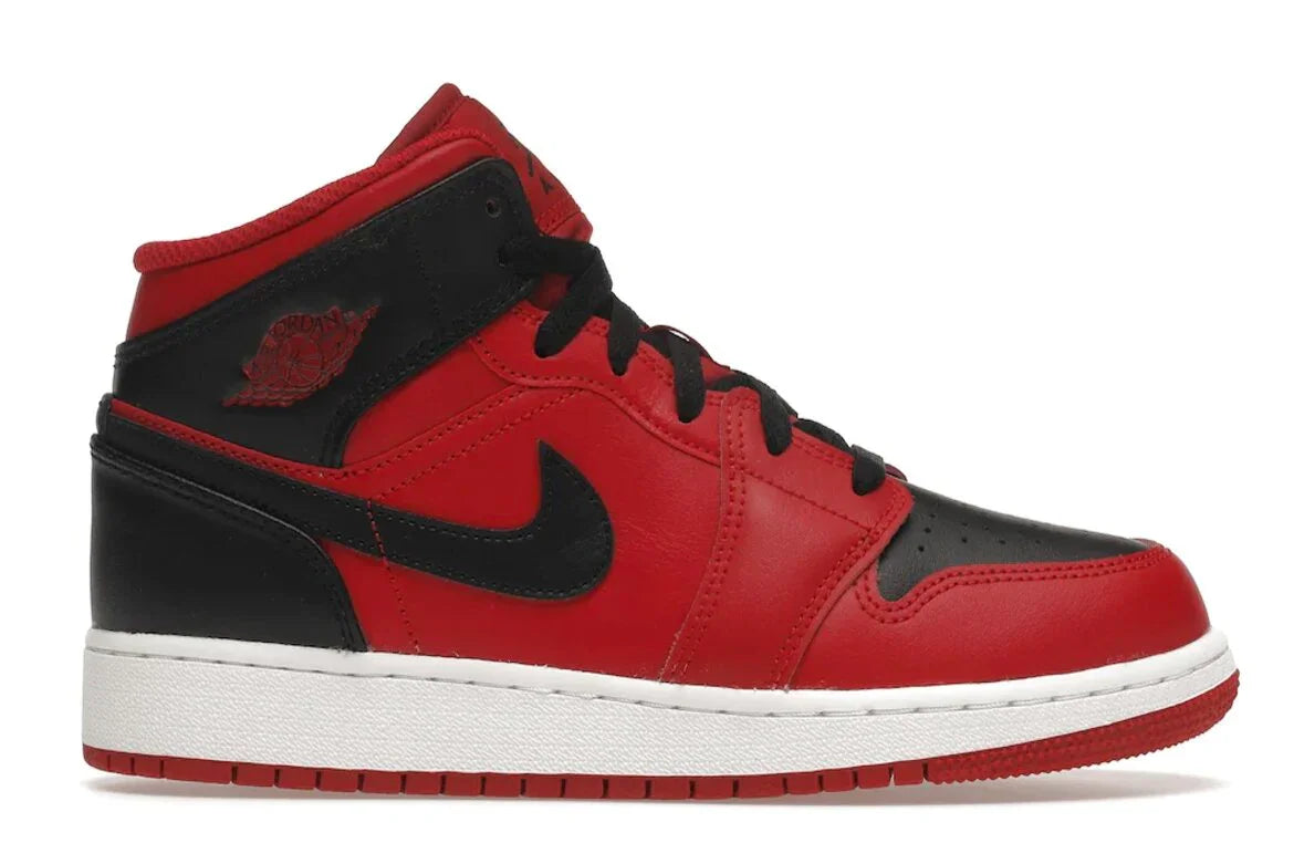 Nike Air Jordan 1 Mid - Reverse Bred (GS) - Hectic Kixs
