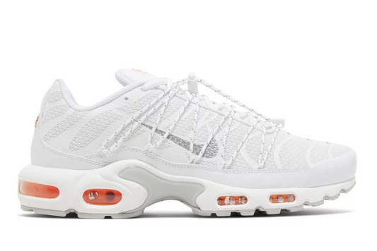 Hectickixs – Nike Air Max Plus Utility in White and Safety Orange featuring a rugged design, reinforced upper, utility lacing system, and bold orange accents with Tuned Air comfort